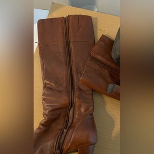 Bandolino tall soft leather boots. Excellent shape